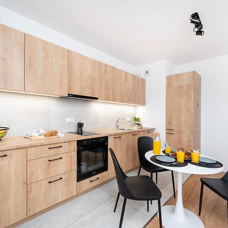 Komfortowe Apartamenty Z Garazem Na Milionowej Łódź Esterno foto