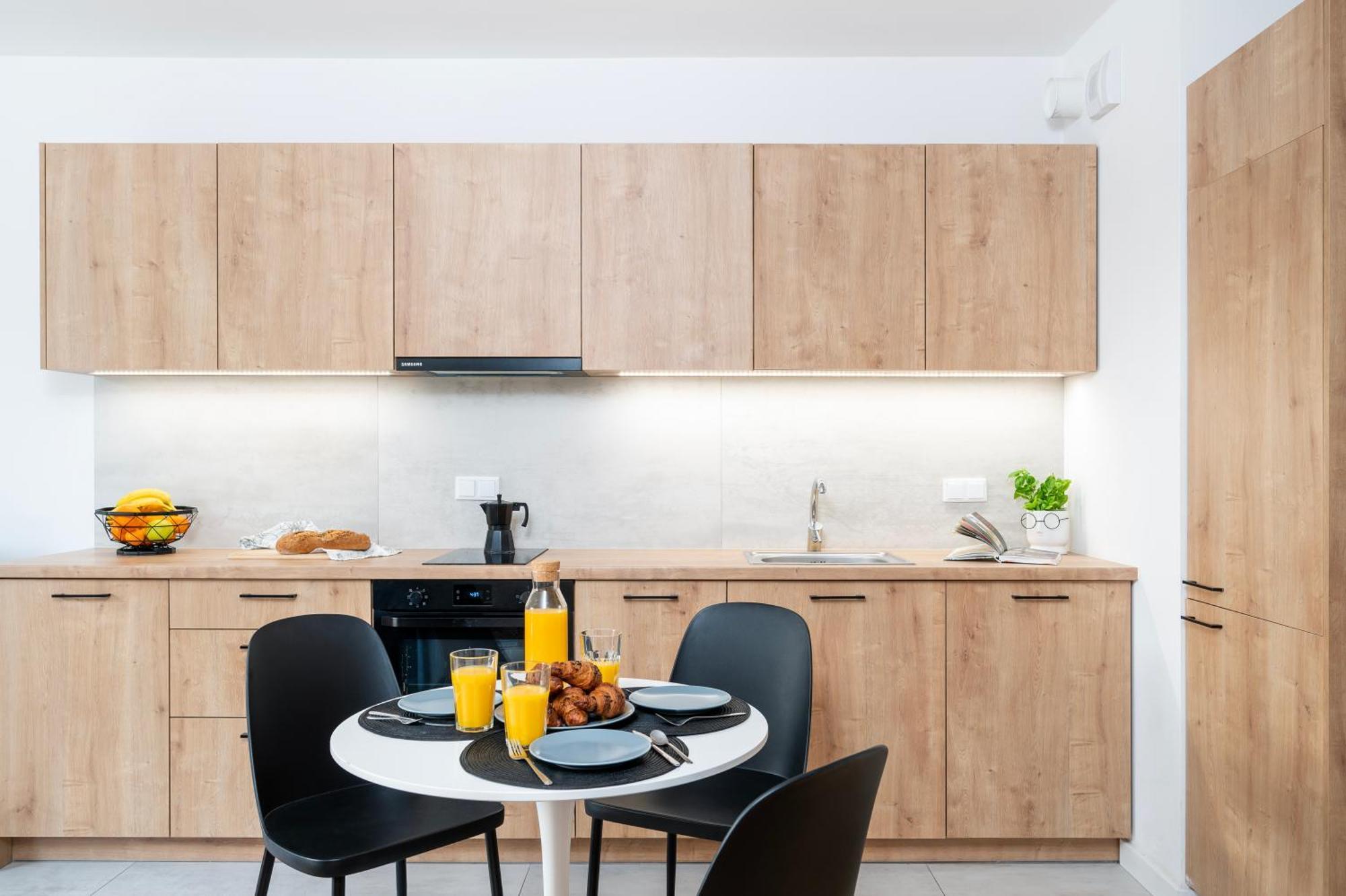 Komfortowe Apartamenty Z Garazem Na Milionowej Łódź Esterno foto